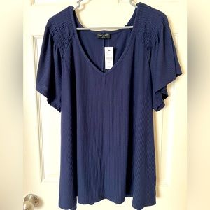 Lane Bryant Navy Blue Shirt sleeve top. 18/20.